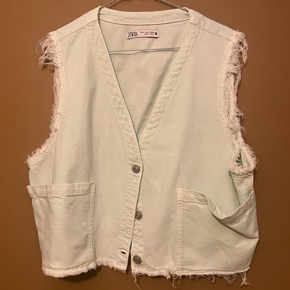 Zara - Cropped Denim Vest - Picture 3 of 4